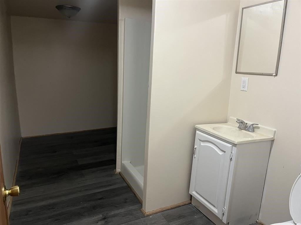 1027 S Chicago Ave - Photo 6 of 11