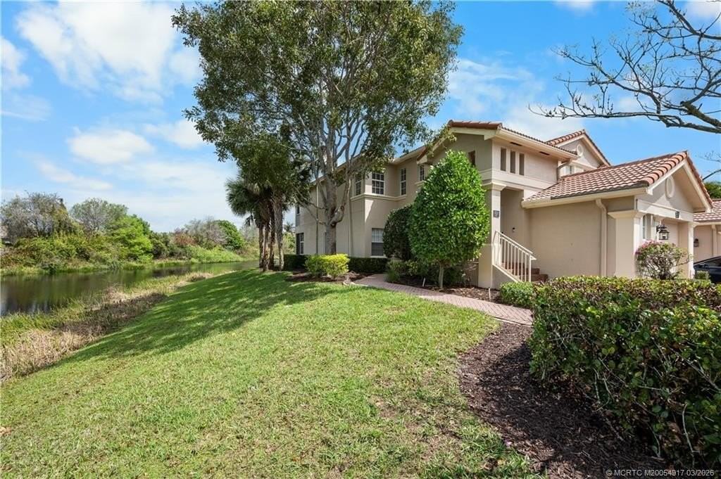 691 Sw Glen Crest Way - Photo 5 of 47