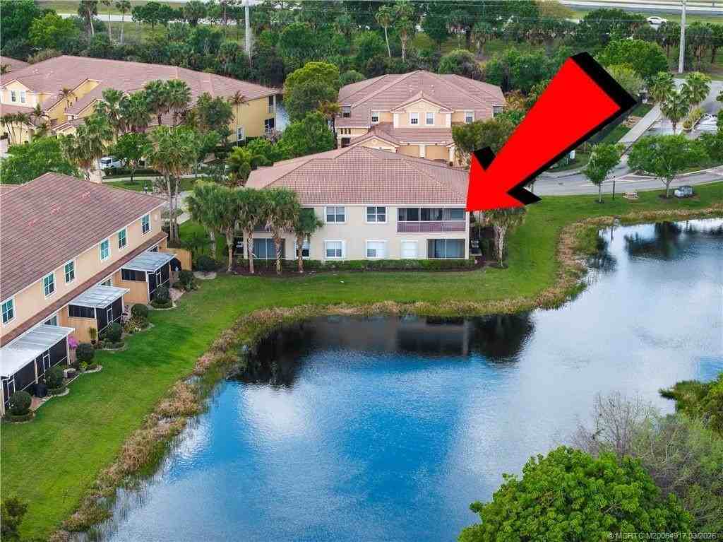 691 Sw Glen Crest Way - Photo 6 of 47