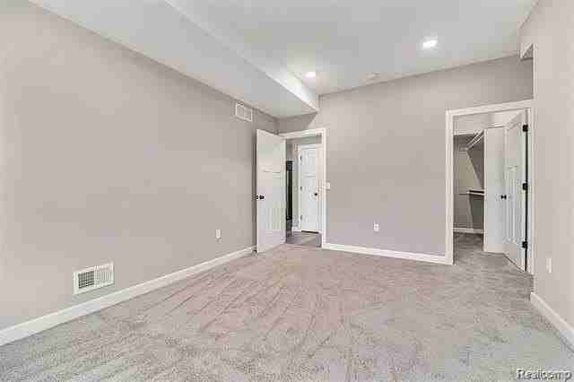 1251 E Woodward Heights Blvd #17 - Photo 5 of 7