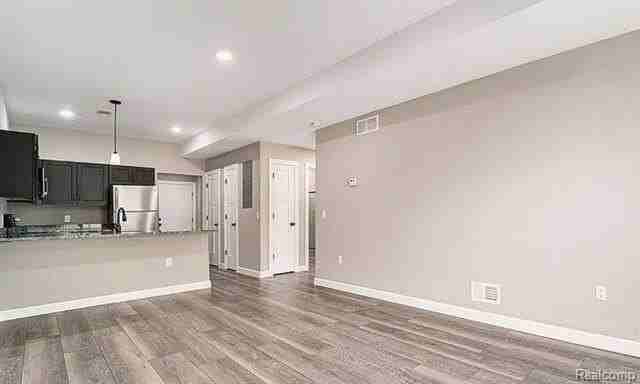 1251 E Woodward Heights Blvd #17 - Photo 7 of 7