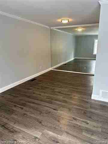 653 E Fox Hills Dr #49 - Photo 3 of 17