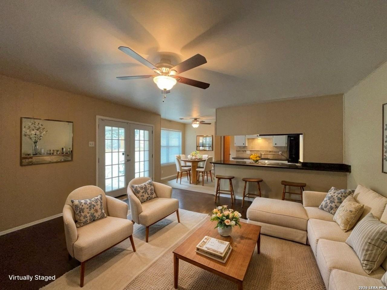 834 Fabulous Dr - Photo 3 of 48