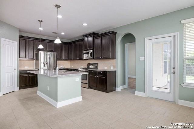 8107 Cimarron Rnch - Photo 6 of 21