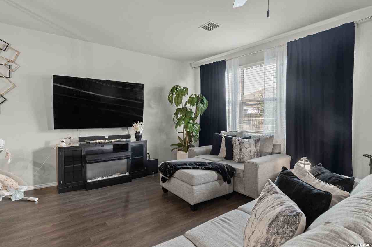 2407 Applewhite Mdw - Photo 7 of 30