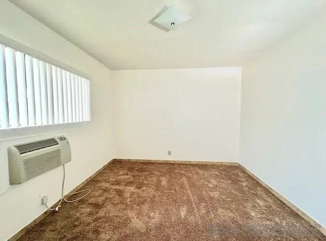 9747 Riverview Ave Apt 11 - Photo 4 of 6