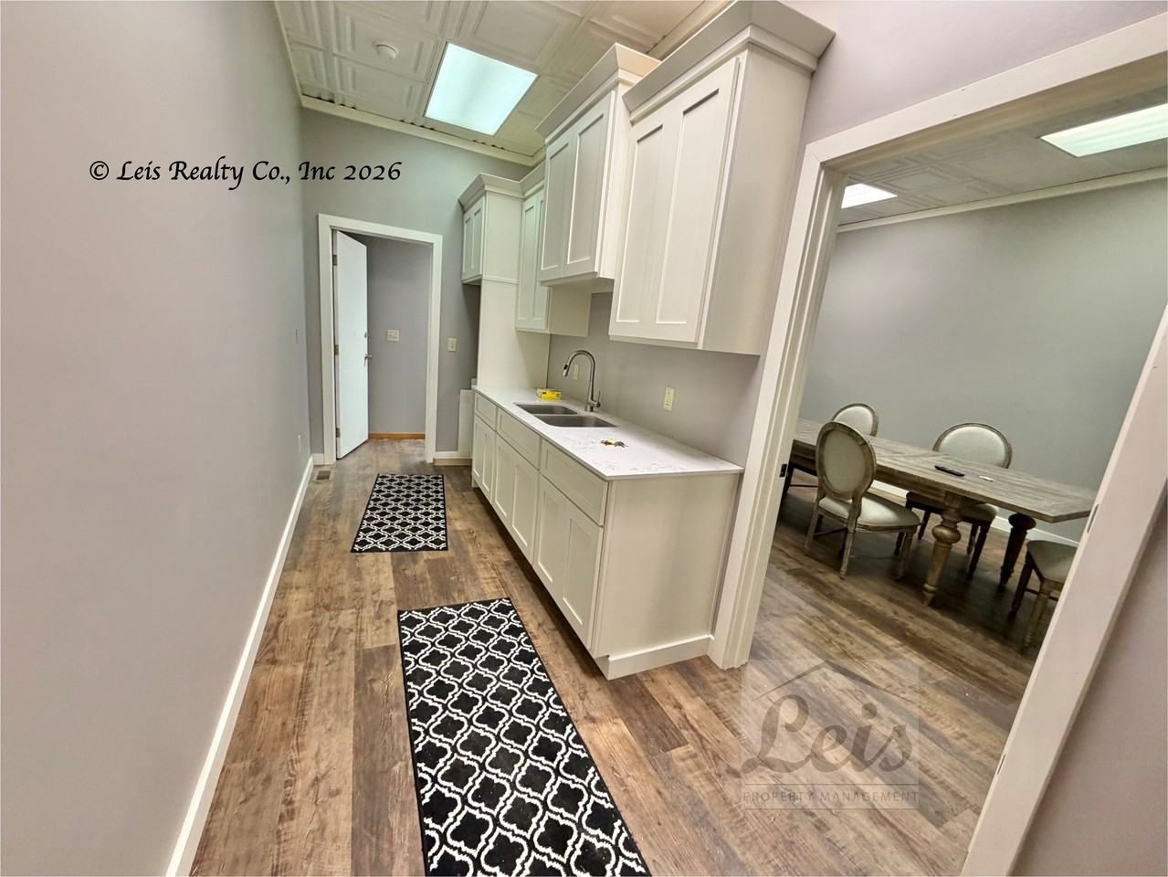 13 East Main StreetUpper Level #13 - Photo 5 of 12