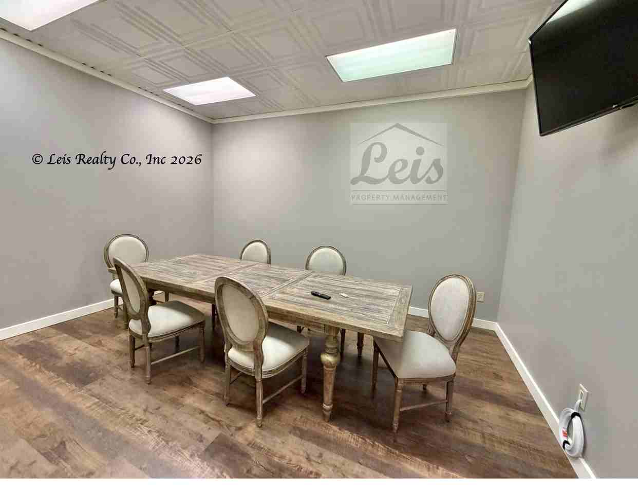 13 East Main StreetUpper Level #13 - Photo 6 of 12