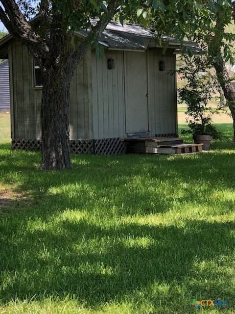 310 Brackenridge Ln Unit 1 - Photo 2 of 12