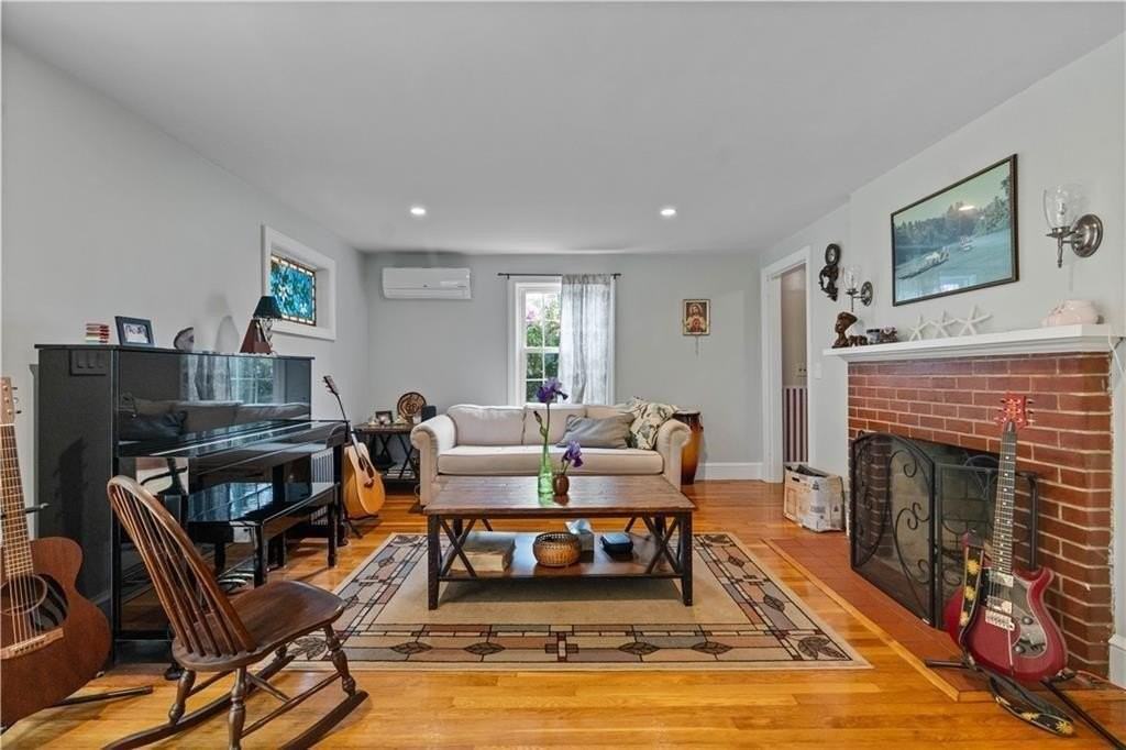 27 Doro Pl - Photo 7 of 34