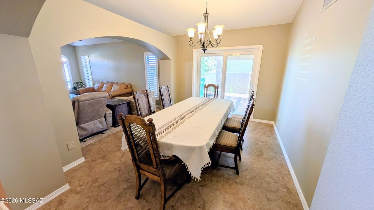 64275 E Orangewood Ln - Photo 3 of 19