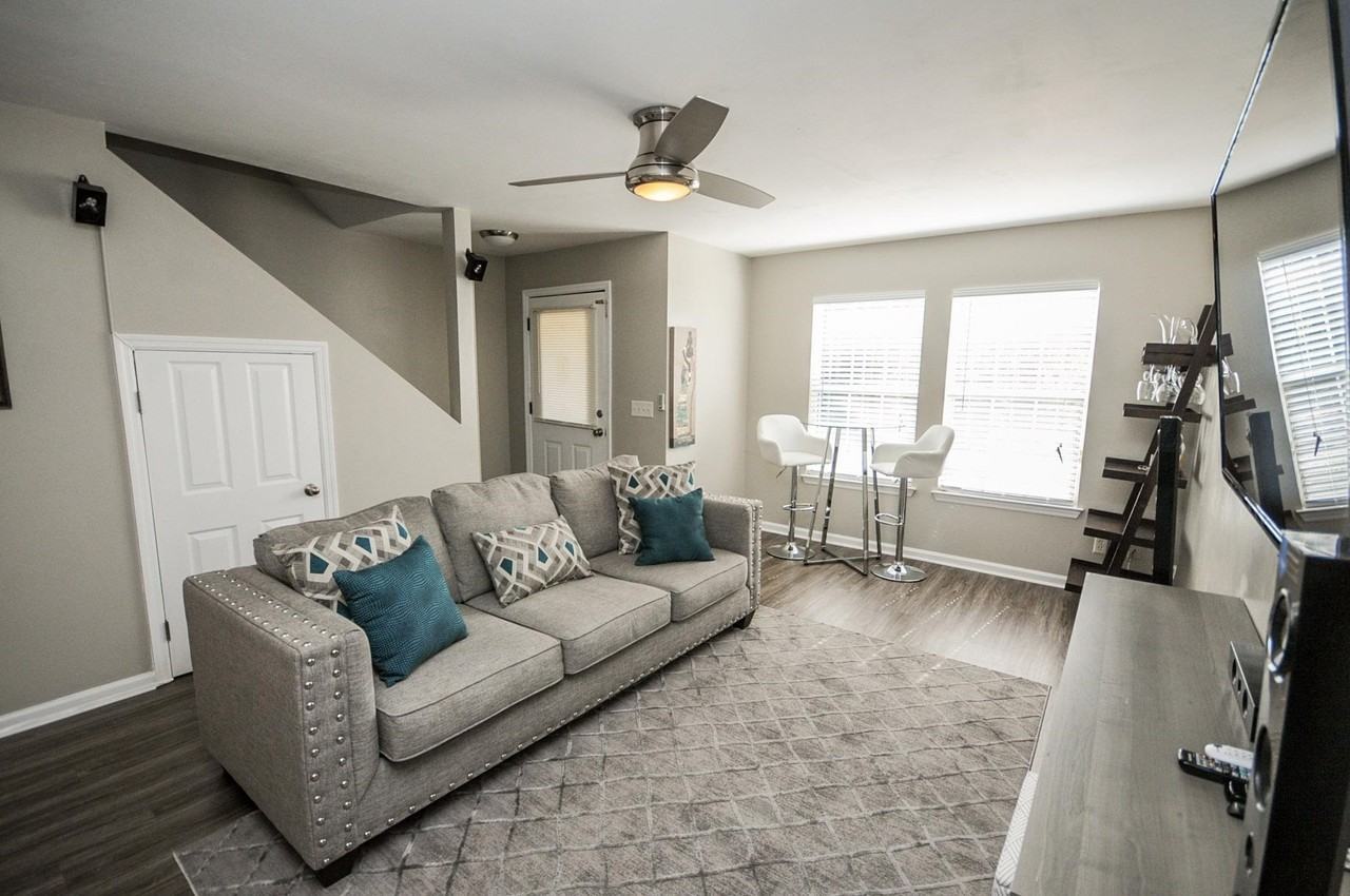 4258 Augustus Oak Ct - Photo 2 of 13