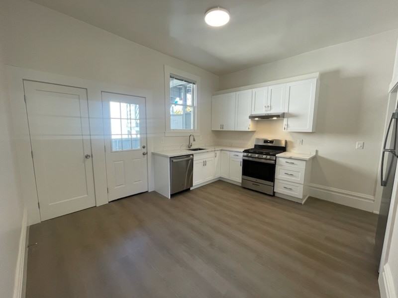 215 Guerrero St #3 - Photo 2 of 34