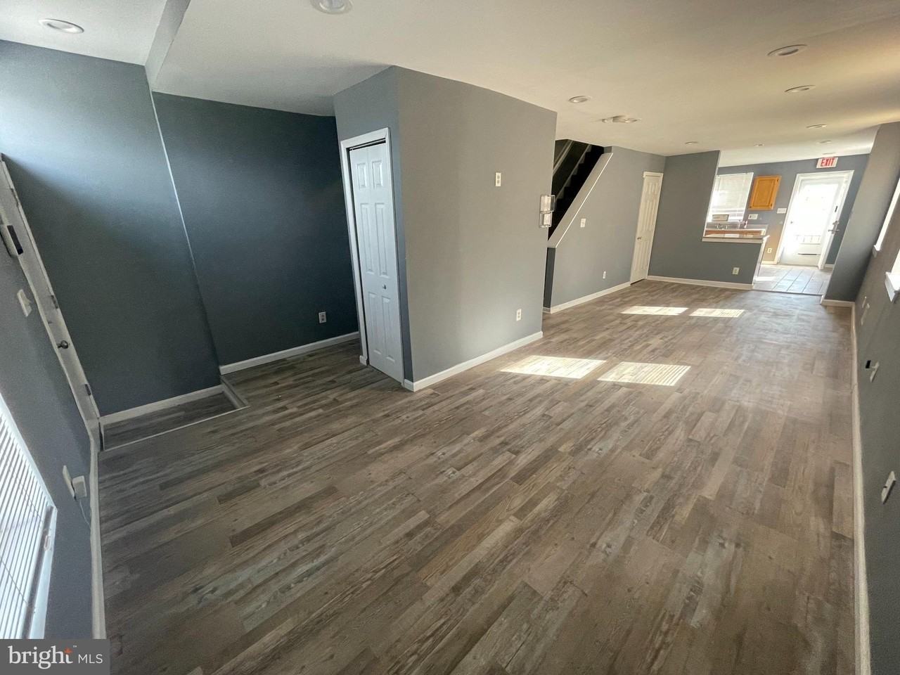 2133 W Mulberry St - Photo 2 of 18