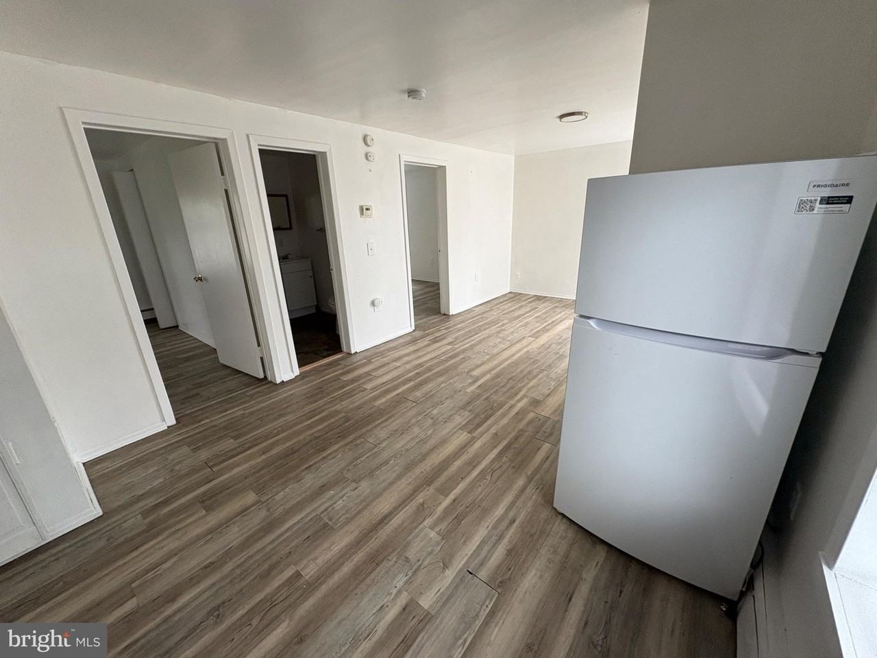 120 E Main St Unit B - Photo 7 of 14