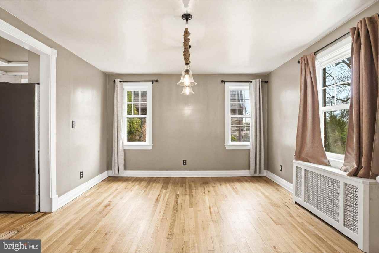 30 Upper Ferry Rd - Photo 5 of 30