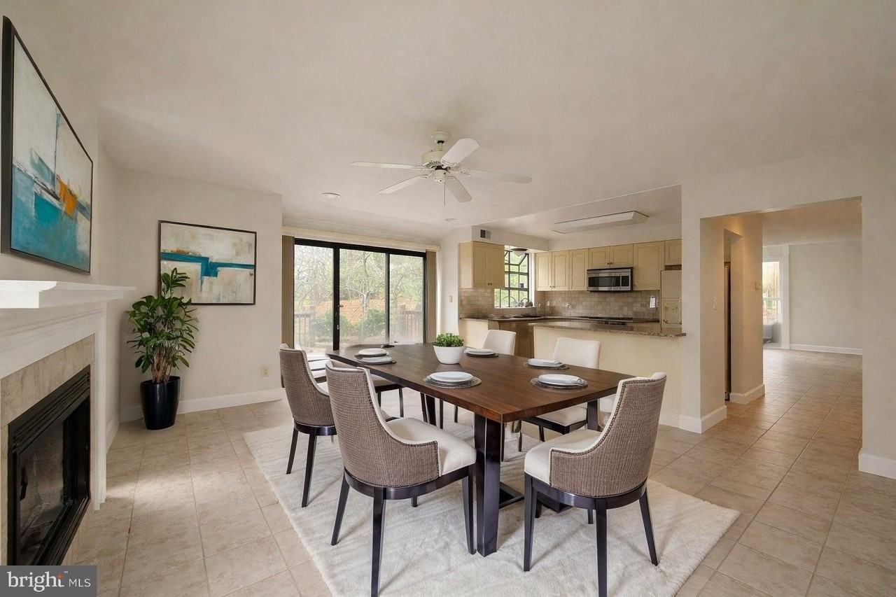 470 Sayre Dr - Photo 4 of 31