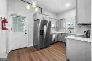 featured image of 320 W King St Unit 3