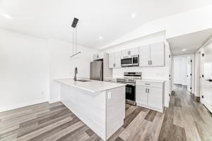 featured image of 760 Mccalman Ave