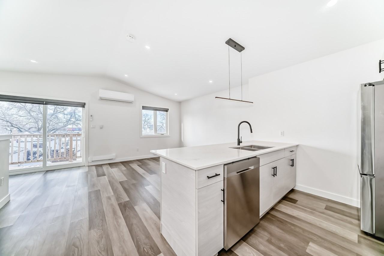 760 Mccalman Ave - Photo 2 of 11