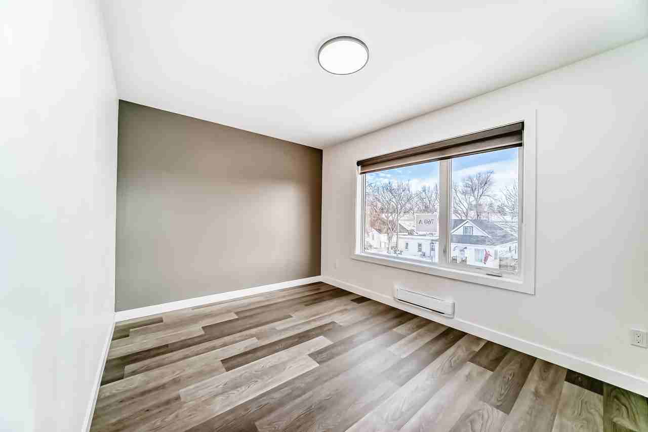 760 Mccalman Ave - Photo 4 of 11