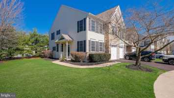 featured image of 15 Ryan Ct