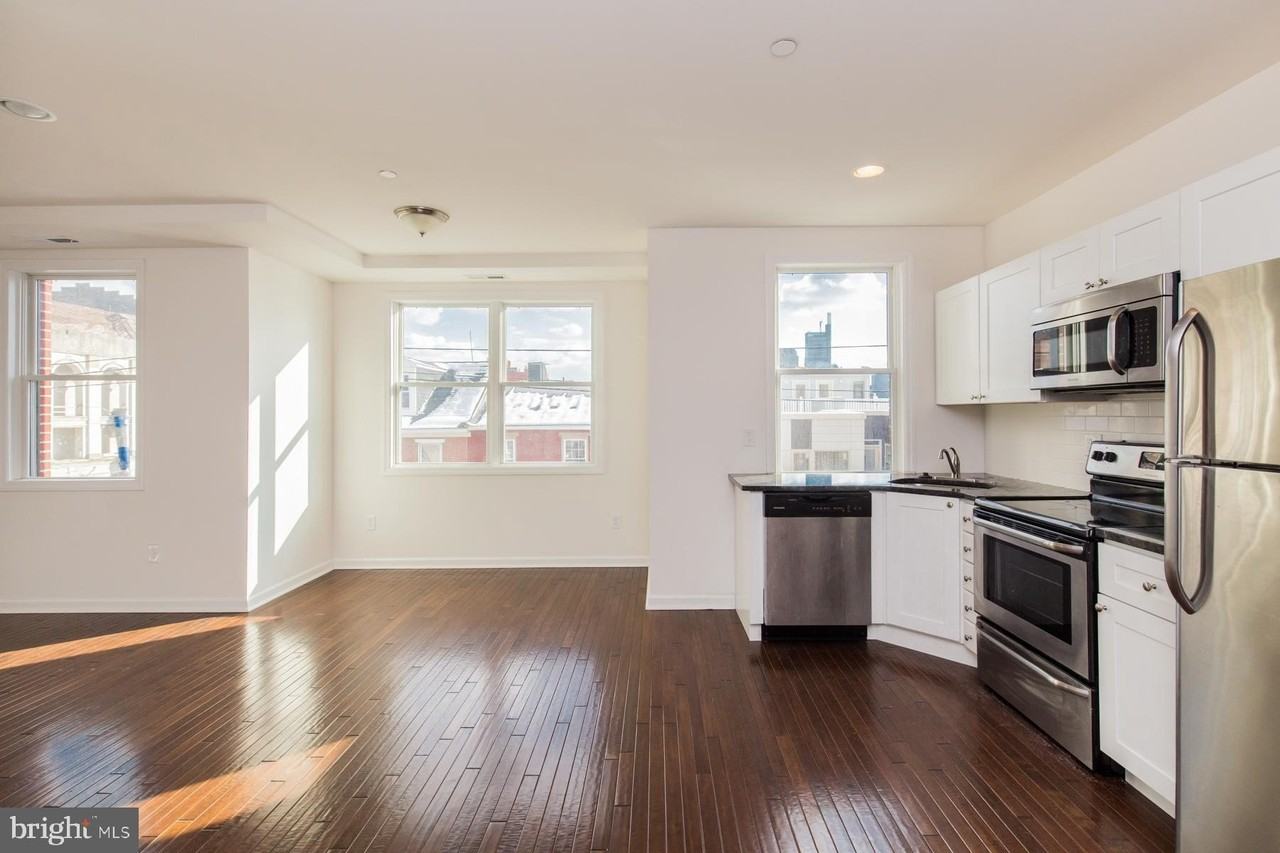 1429 Poplar St Apt 4a - Photo 3 of 18