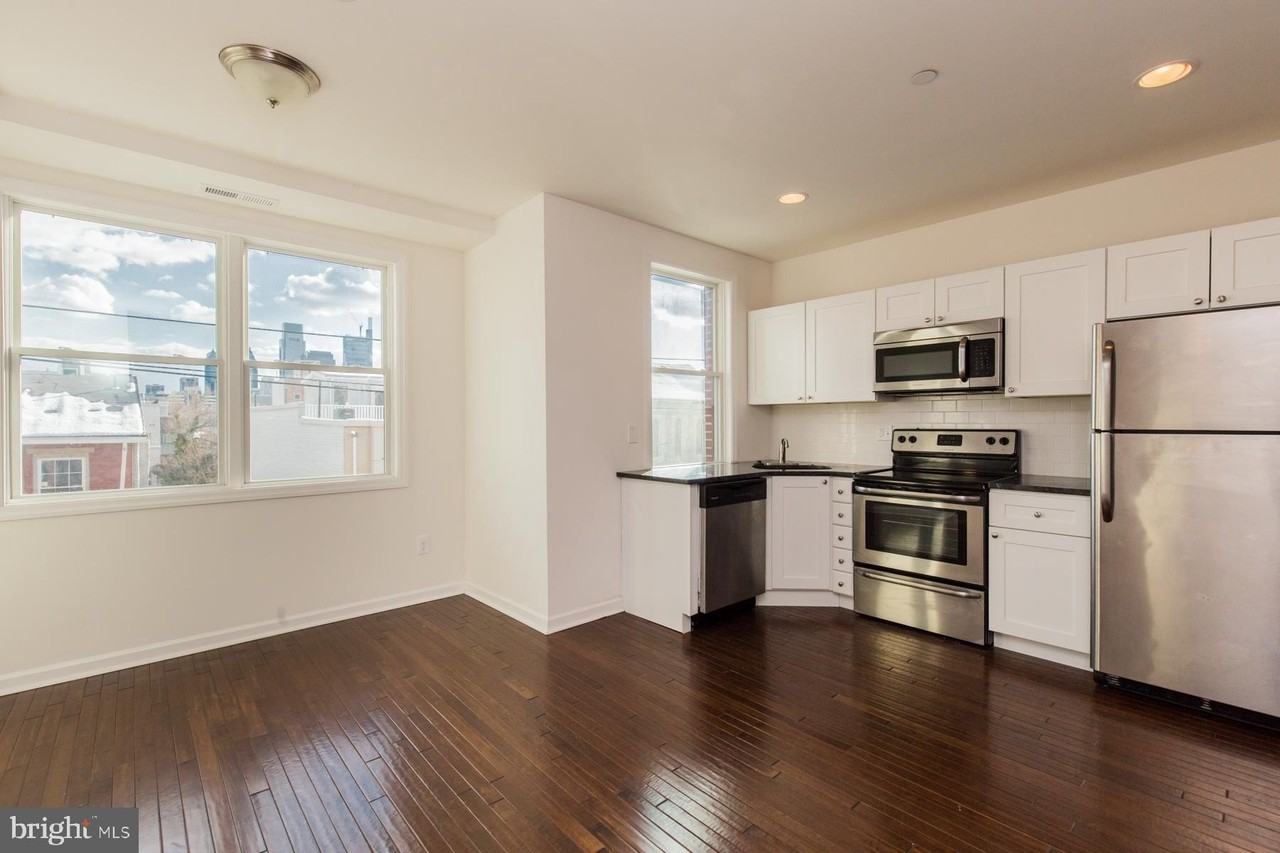 1429 Poplar St Apt 4a - Photo 4 of 18