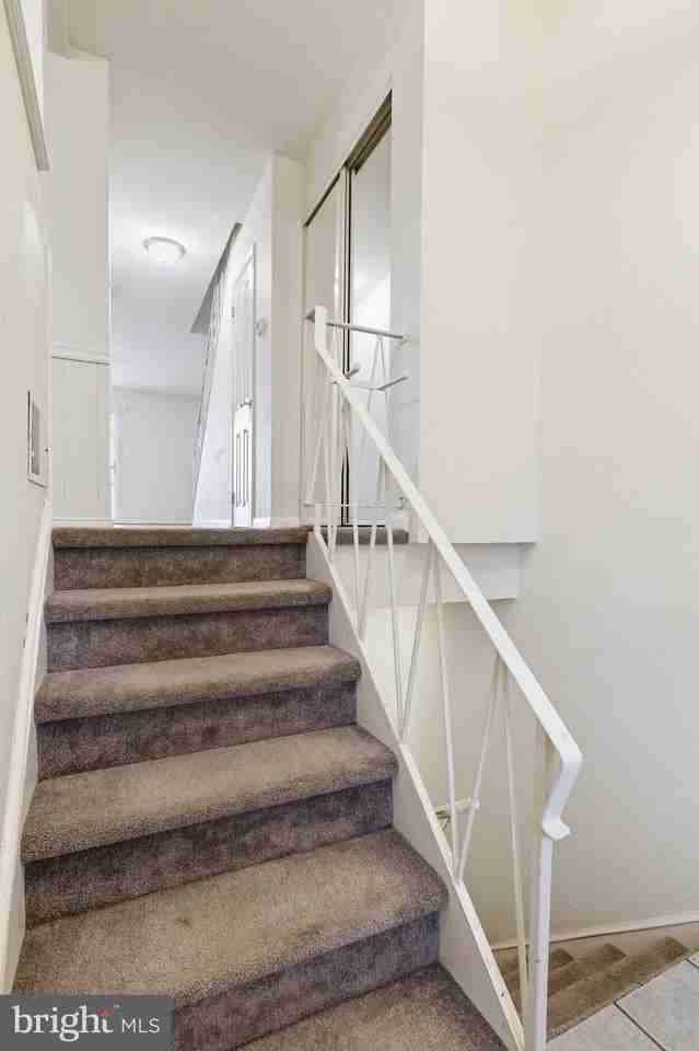 3351 Morning Glory Rd - Photo 5 of 34