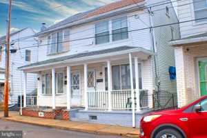 featured image of 27 N Price St