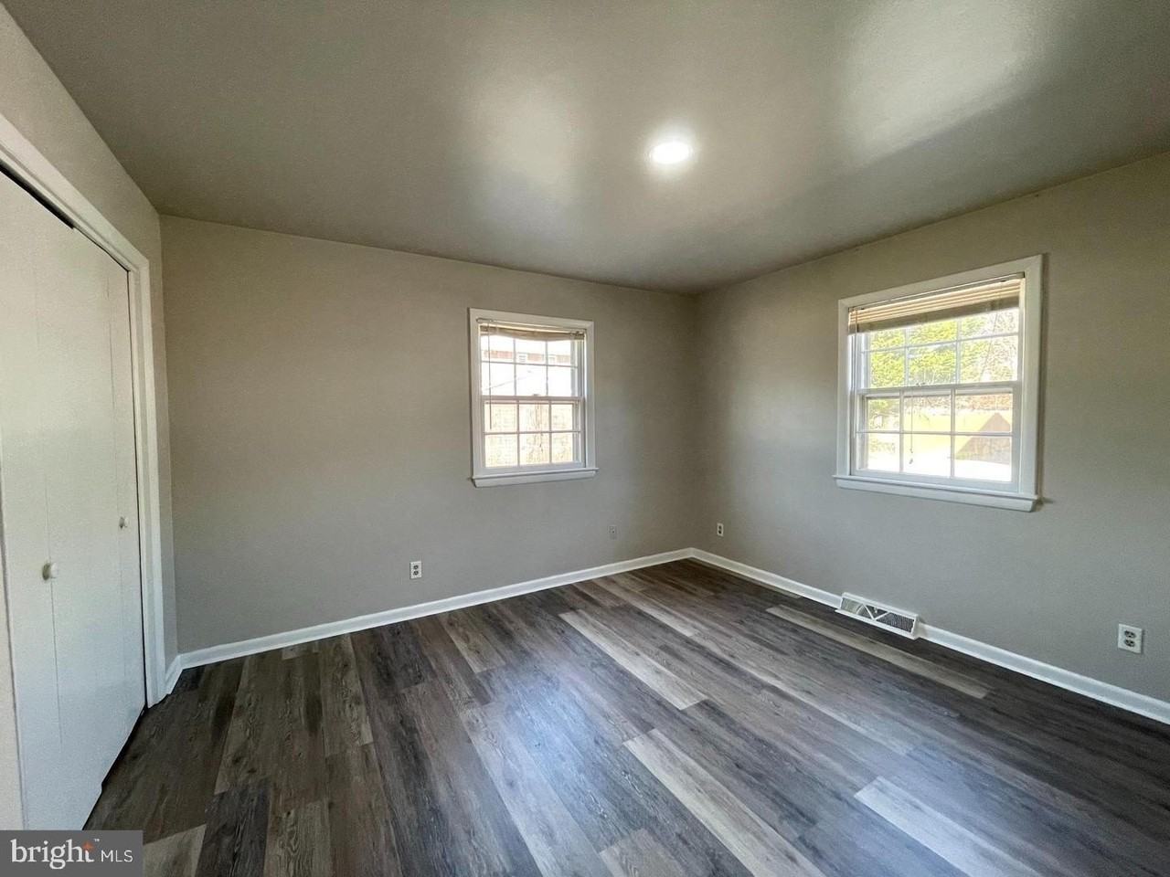 1421 Dandridge St Unit A - Photo 3 of 7