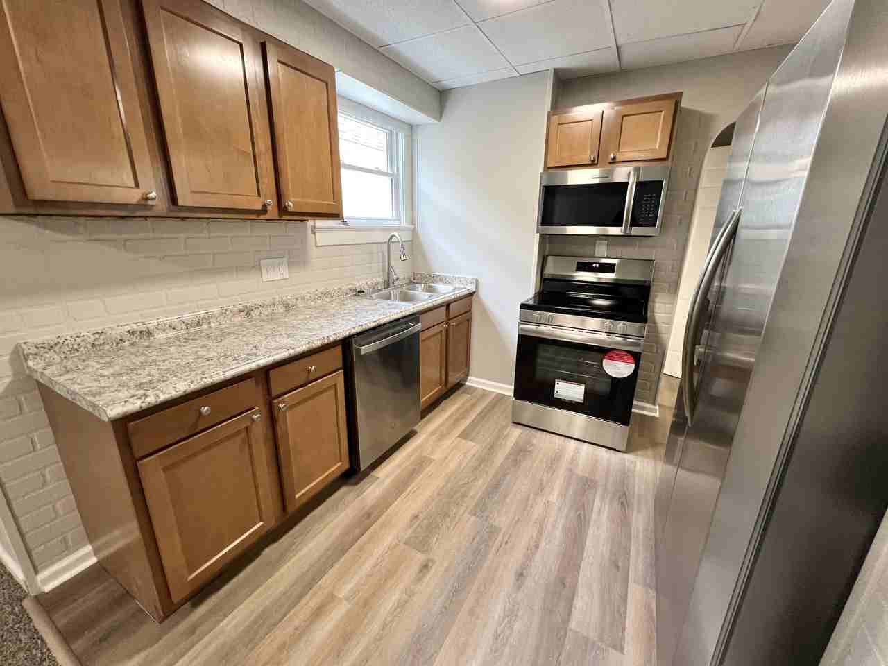 1725 Grand Blvd #2 - Photo 3 of 13