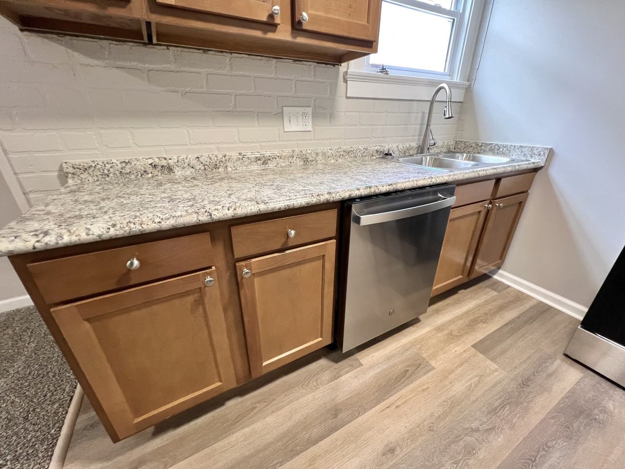 1725 Grand Blvd #2 - Photo 4 of 13