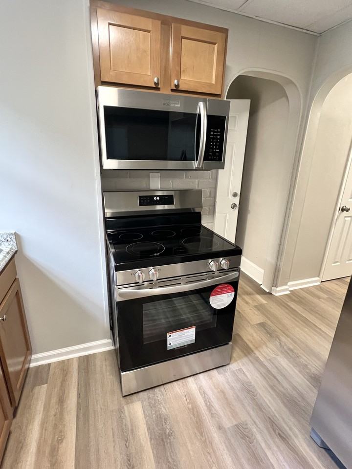 1725 Grand Blvd #2 - Photo 5 of 13