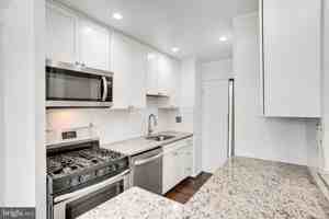 featured image of 6621 Wakefield Dr #510