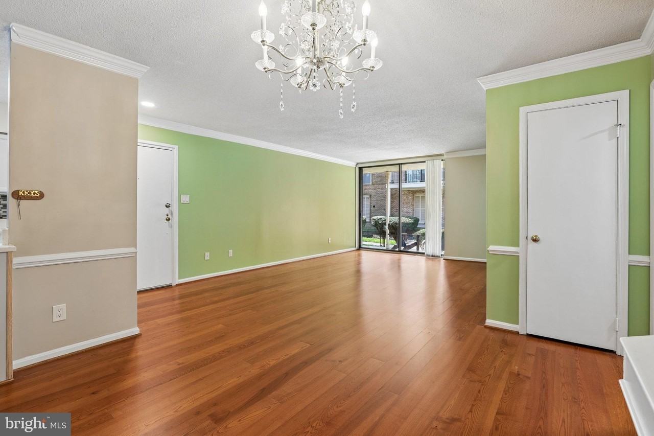 3127 Patrick Henry Dr #227 - Photo 6 of 25