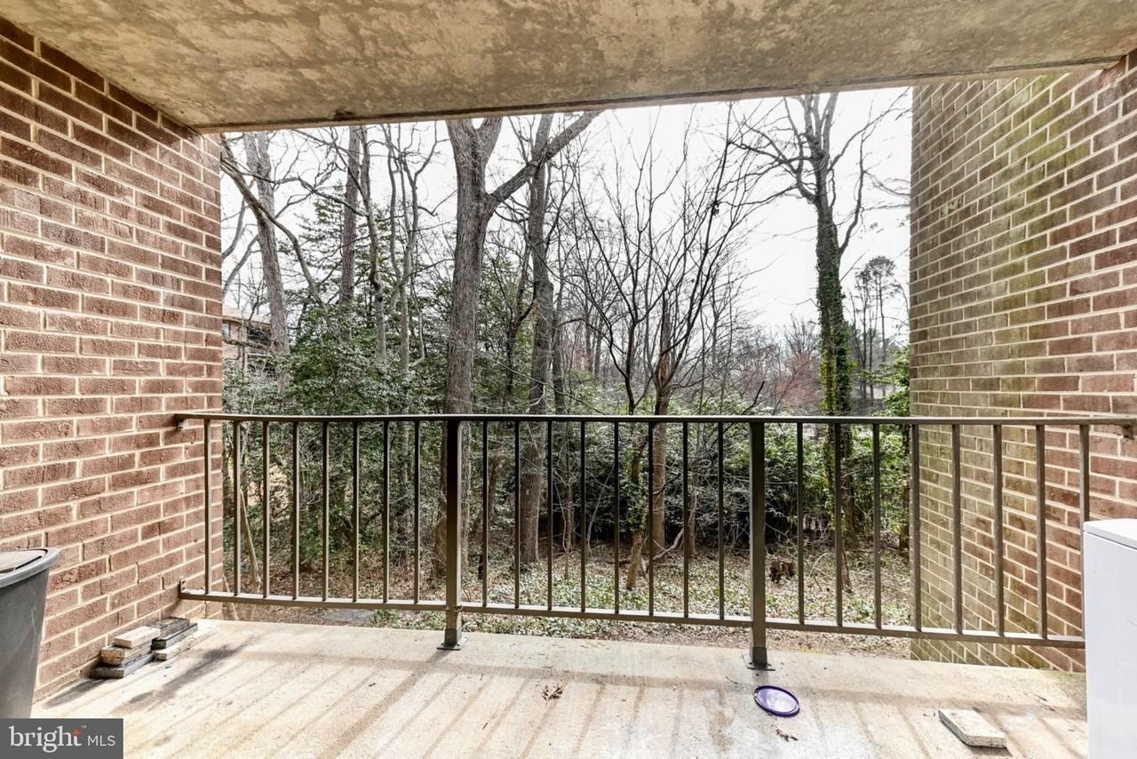 1403 Northgate Sq Unit 12b - Photo 2 of 17