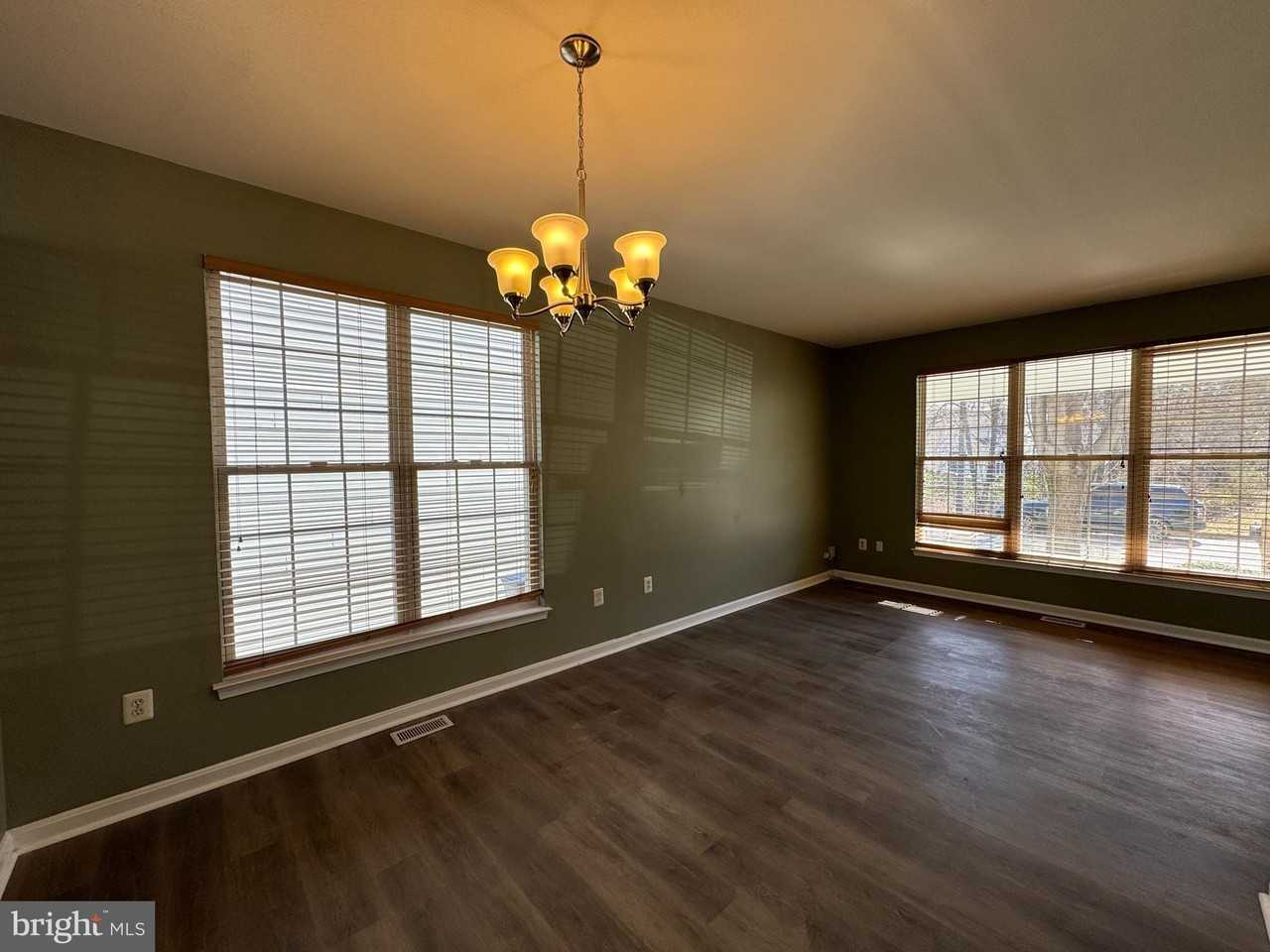 21737 Tottenham Hale Ct - Photo 5 of 30