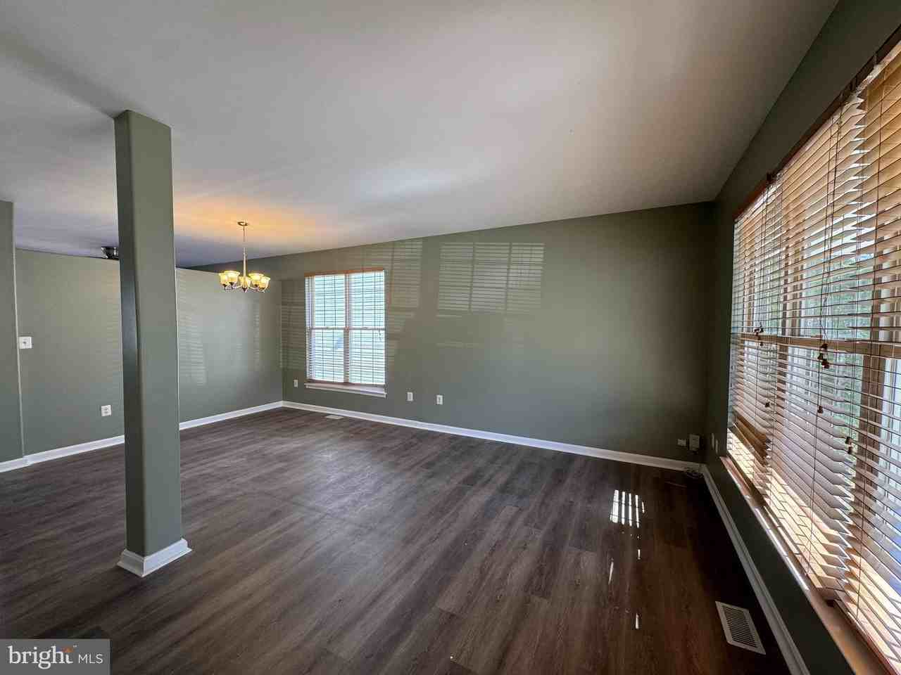 21737 Tottenham Hale Ct - Photo 7 of 30