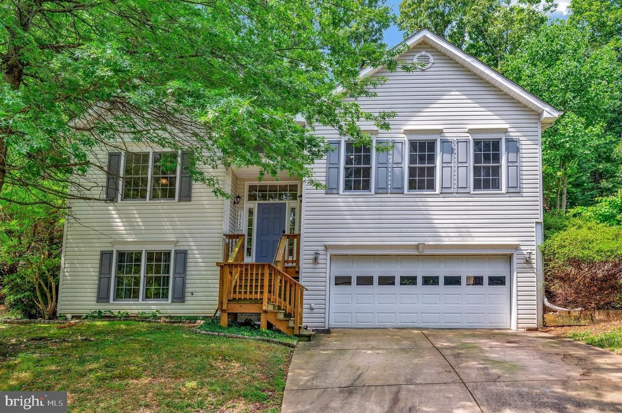 15722 Brandywine Rd - Photo 4 of 47