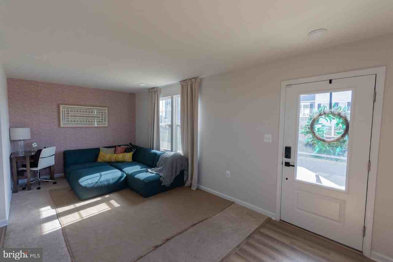 508 National St - Photo 3 of 50