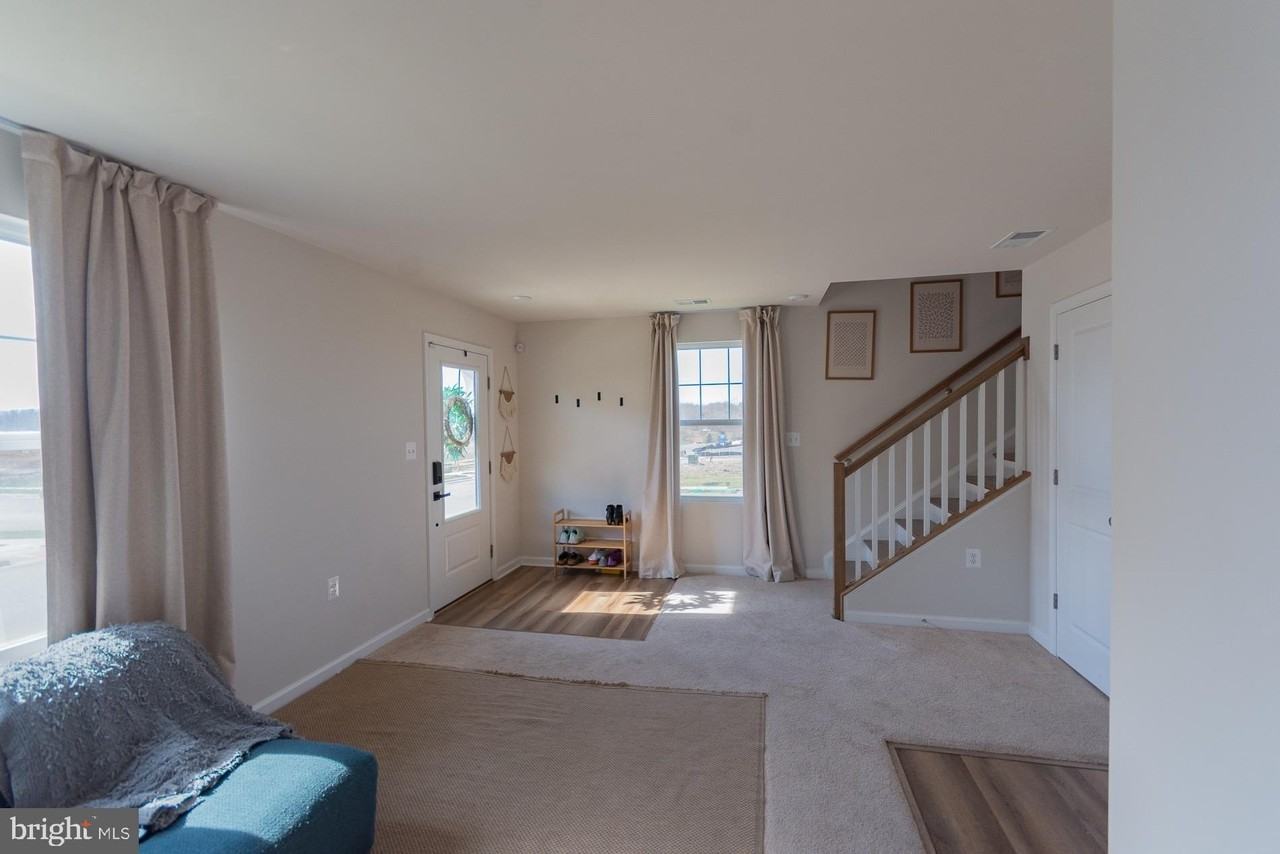 508 National St - Photo 4 of 50