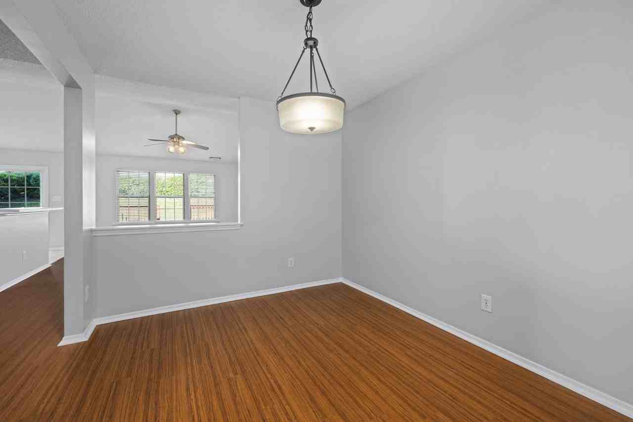 6332 Saybrooke Dr - Photo 6 of 30