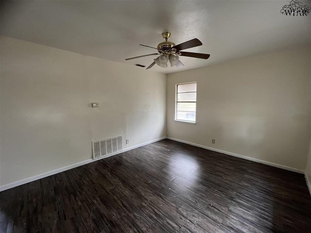 1421 Tanbark Rd - Photo 4 of 11