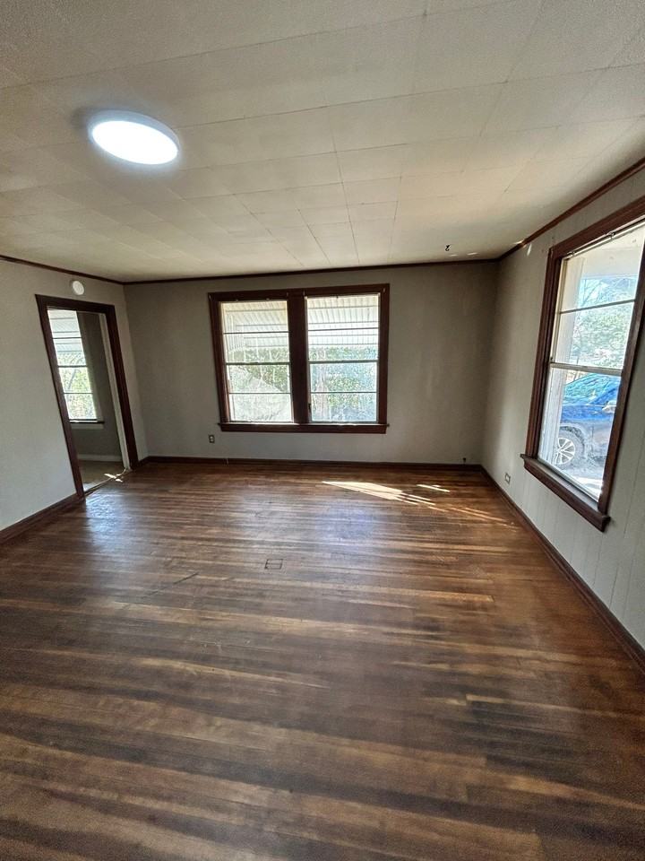 102 E Charlotte Ave #1 - Photo 2 of 6