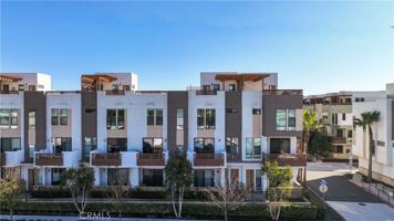 featured image of 669 W 17th St