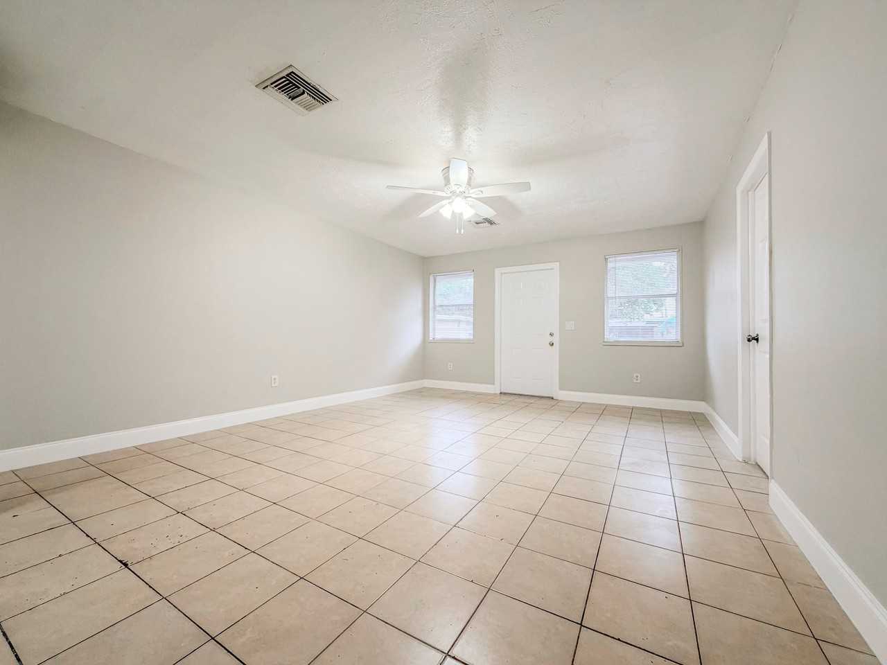 3077 Floweva St #3077 - Photo 4 of 14