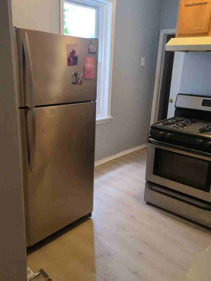 1219 B St #1 - Photo 4 of 7