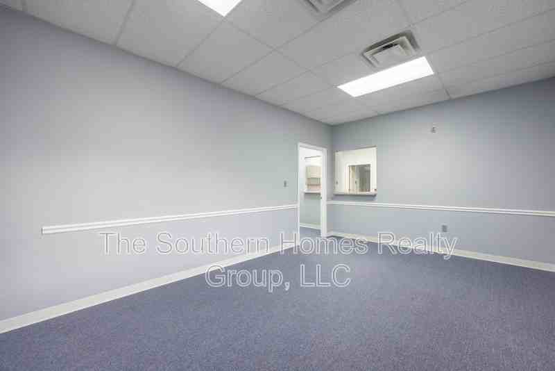 305 Grady Rd #A - Photo 6 of 39