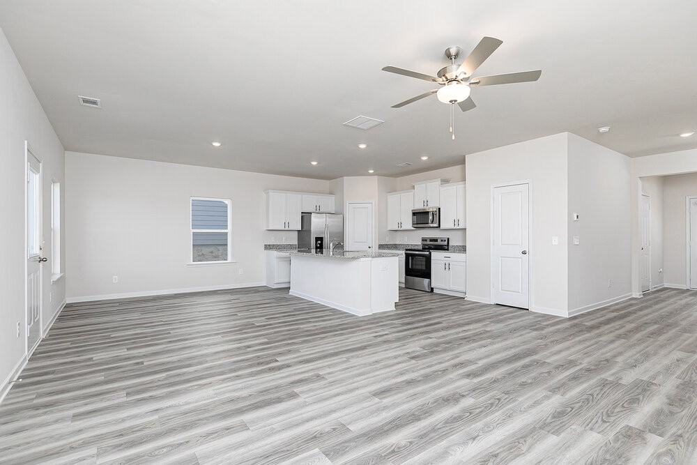 618 Mackenzie Cv - Photo 7 of 16